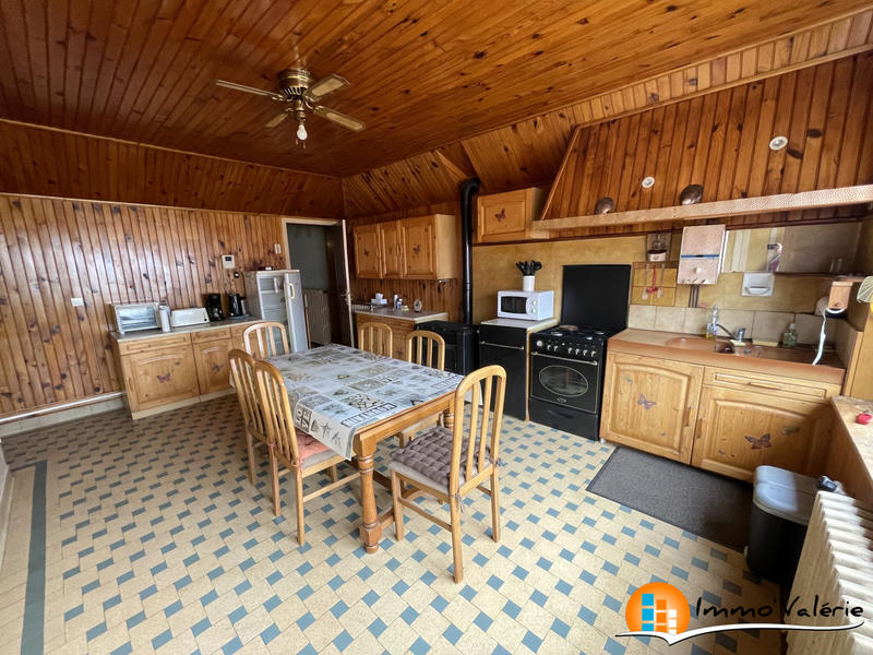 Maison - 306 m² - 10 pièces