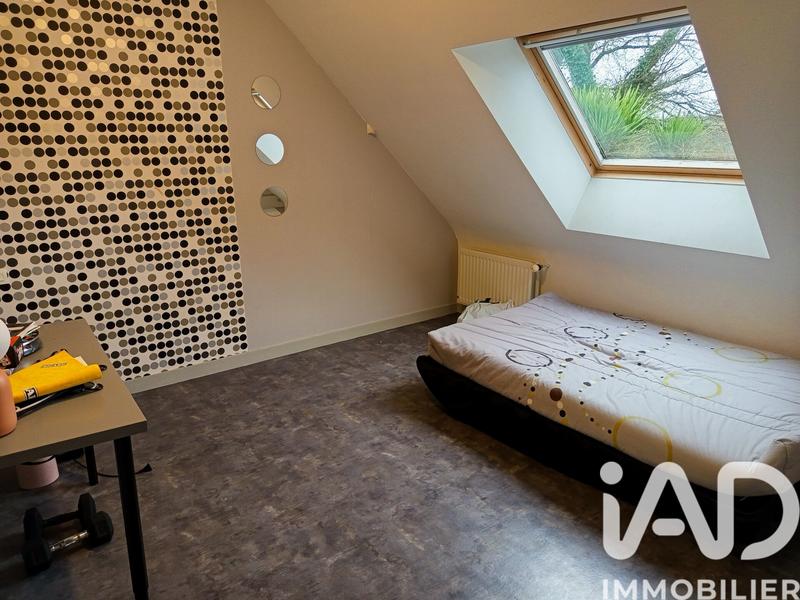 Maison - 96 m² - 5 pièces