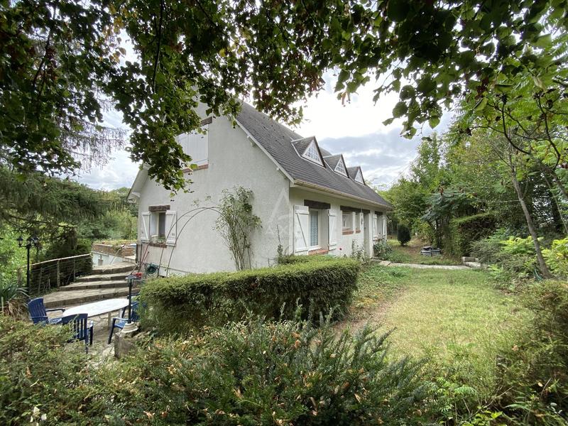 Maison - 152 m² - 7 pièces
