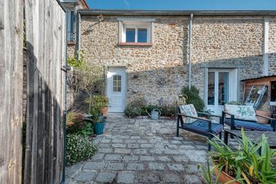 Maison en pierre - 71 m² - 3 pièces