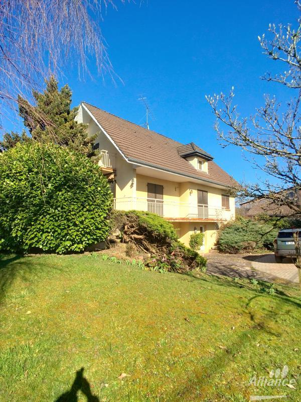 Maison - 140 m² - 7 pièces