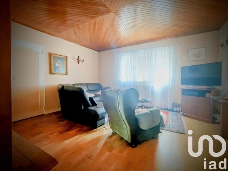 Maison - 204 m² - 5 pièces