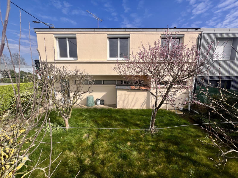 Maison - 64 m² - 4 pièces