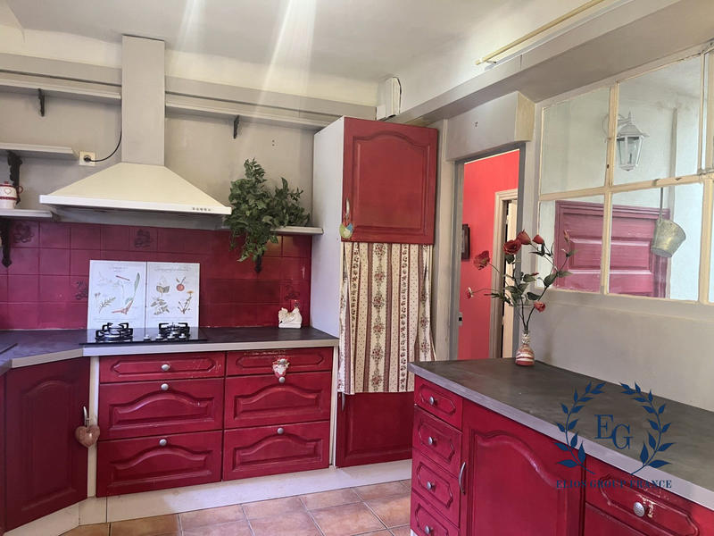 Appartement - 90 m² - 3 pièces