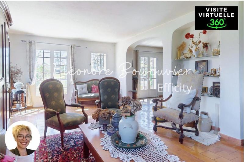 Maison - 210 m² - 8 pièces