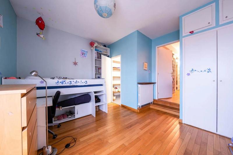 Appartement - 176 m² - 7 pièces