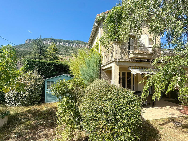 Maison - 146 m² - 6 pièces