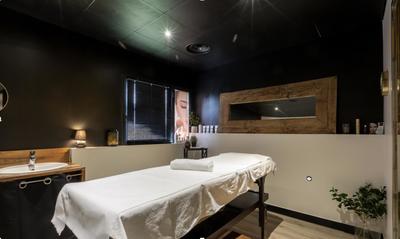 Beauté / Bien-être - 65 m²