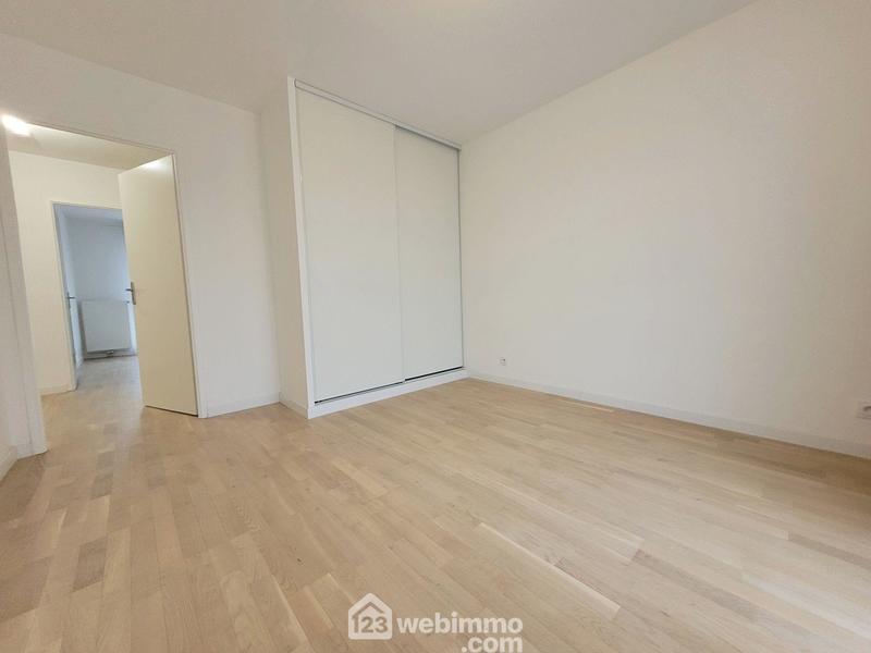 Appartement - 82 m² - 4 pièces