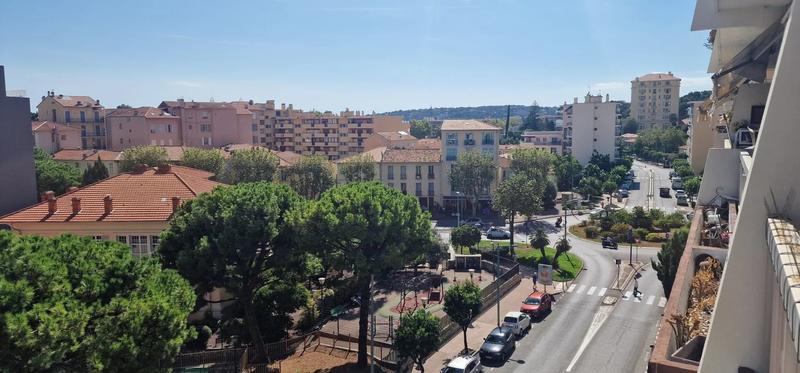 Appartement - 92 m² - 3 pièces