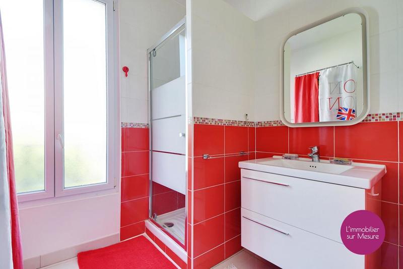 Villa - 230 m² - 8 pièces