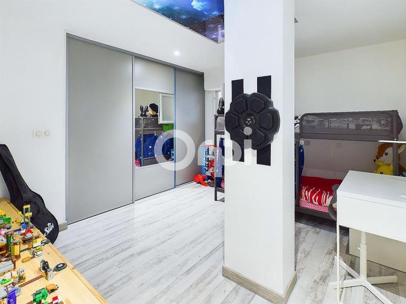 Loft - 84 m² - 3 pièces