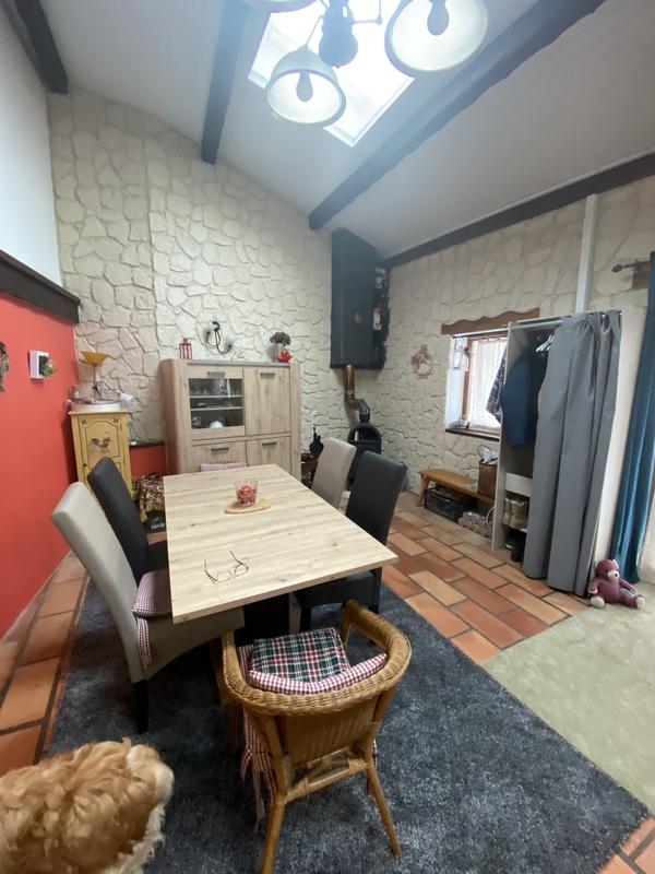 Maison - 180 m² - 8 pièces