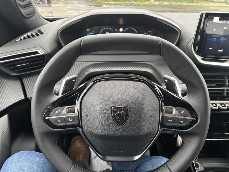 Peugeot 2008 II Hybrid 145 e-Dcs6 Envy