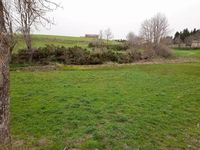 Terrain constructible - 1 720 m²