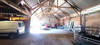 Maison - 290 m² - 10 pièces