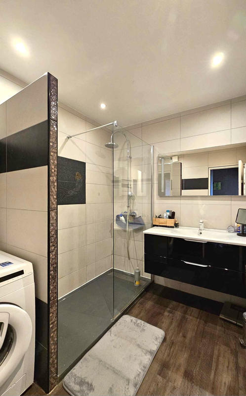 Appartement - 93 m² - 3 pièces