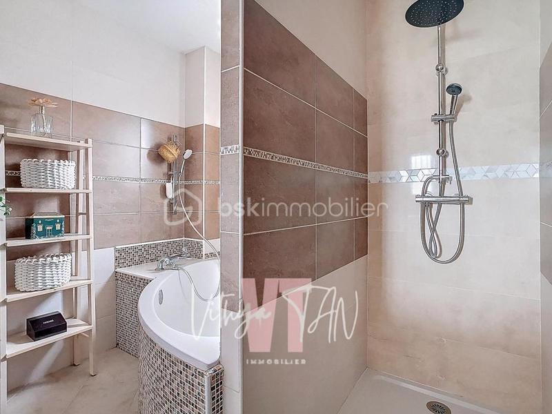 Maison - 160 m² - 7 pièces