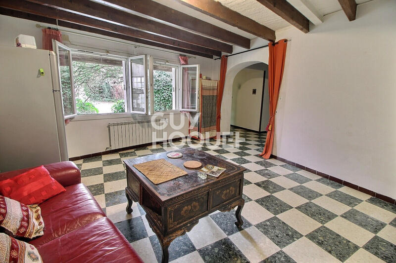 Maison - 159 m² - 8 pièces