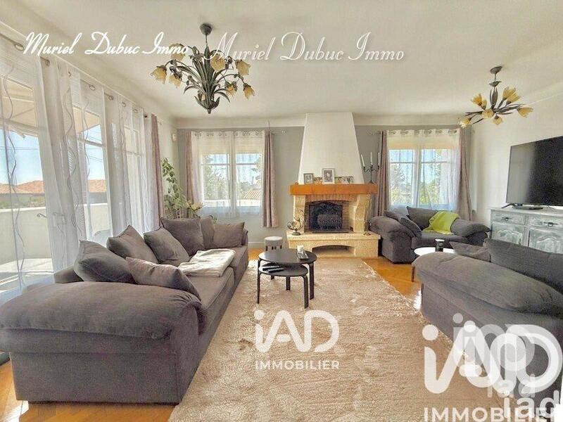 Maison - 200 m² - 6 pièces