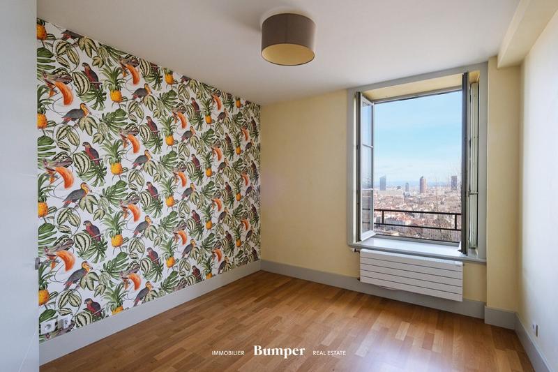 Appartement - 89 m² - 3 pièces