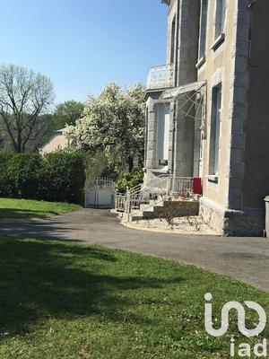 Maison - 208 m² - 9 pièces