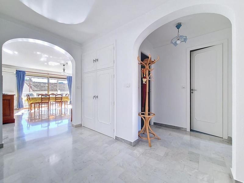 Appartement - 84 m² - 3 pièces