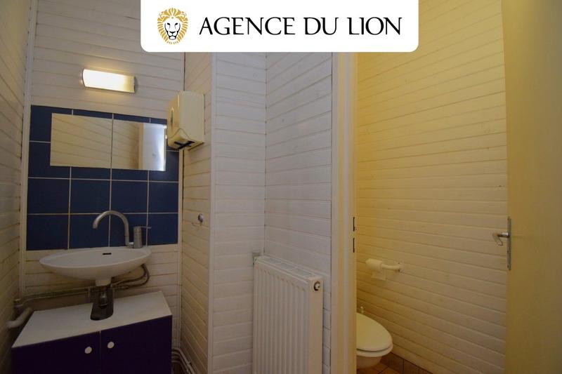 Bureau - 75 m² - 4 pièces