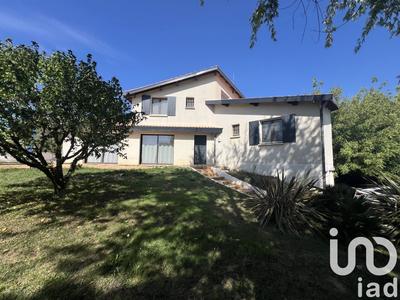 Maison de maîtres - 162 m² - 9 pièces