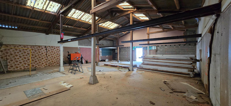 Loft - 200 m² - 1 pièce