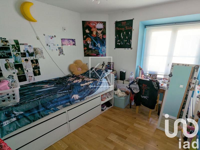 Maison - 201 m² - 10 pièces