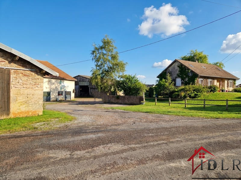 Propriété - 172 m² - 6 pièces