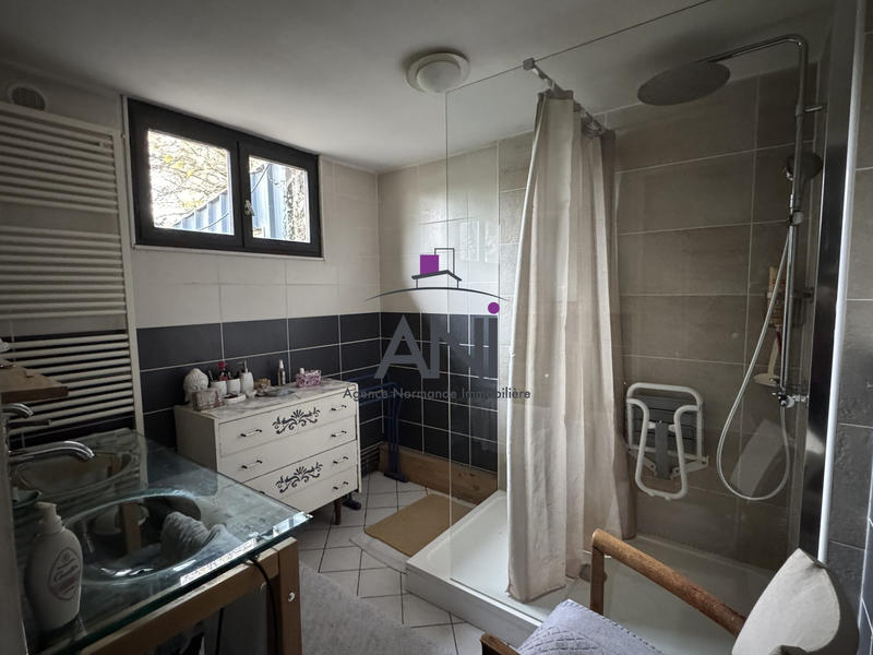 Maison - 110 m² - 6 pièces