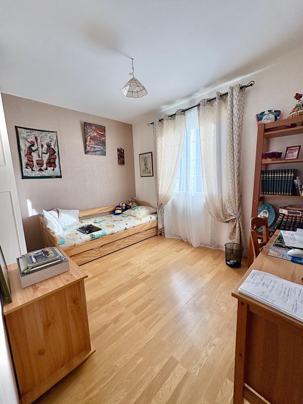 Maison traditionnelle - 89 m² - 5 pièces