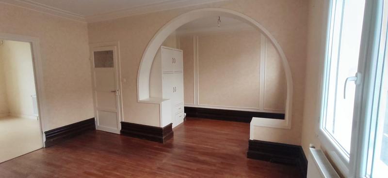 Maison traditionnelle - 117 m² - 6 pièces