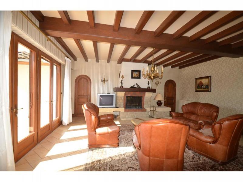Maison - 229 m² - 6 pièces