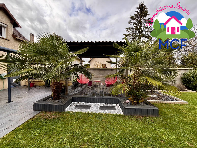 Maison traditionnelle - 167 m² - 5 pièces