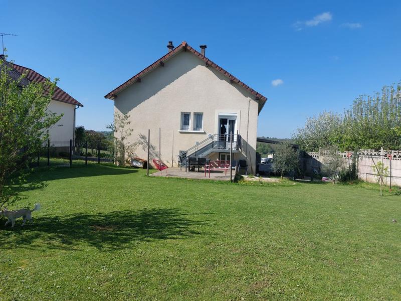 Maison - 99 m² - 6 pièces