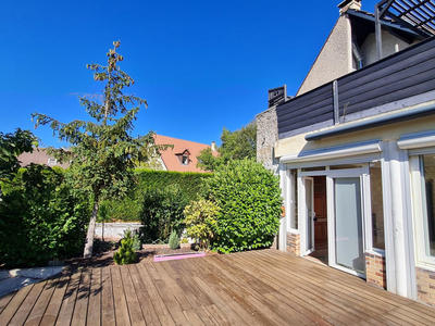 Appartement - 140 m² - 7 pièces