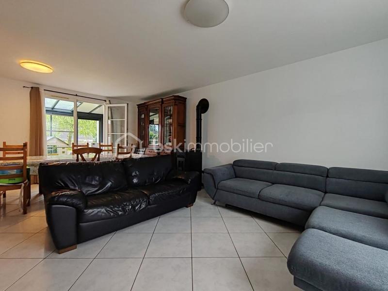 Maison - 202 m² - 8 pièces