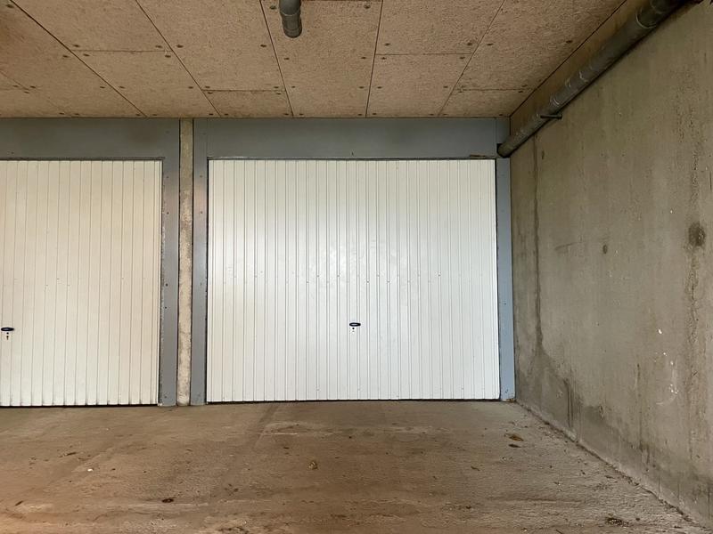 Parking / Garage - 13 m²