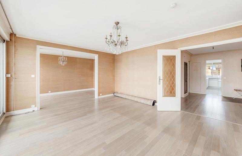 Appartement - 142 m² - 7 pièces