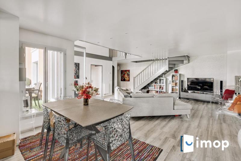 Duplex - 134 m² - 6 pièces