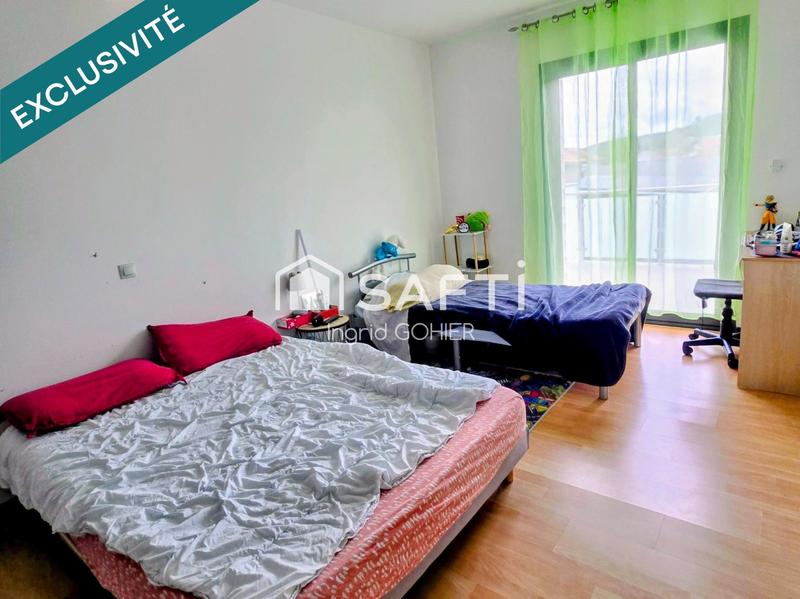 Maison - 560 m² - 11 pièces