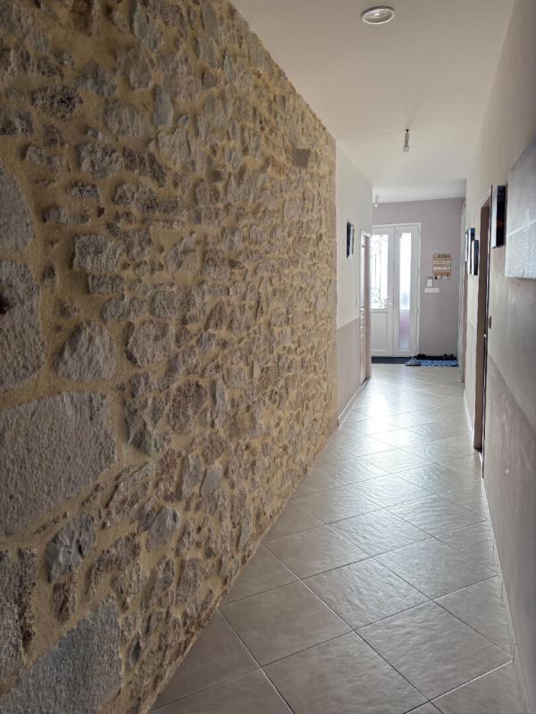 Maison - 225 m² - 7 pièces