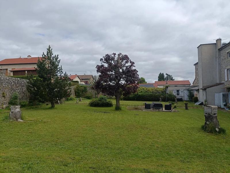 Gîte - 950 m² - 40 pièces