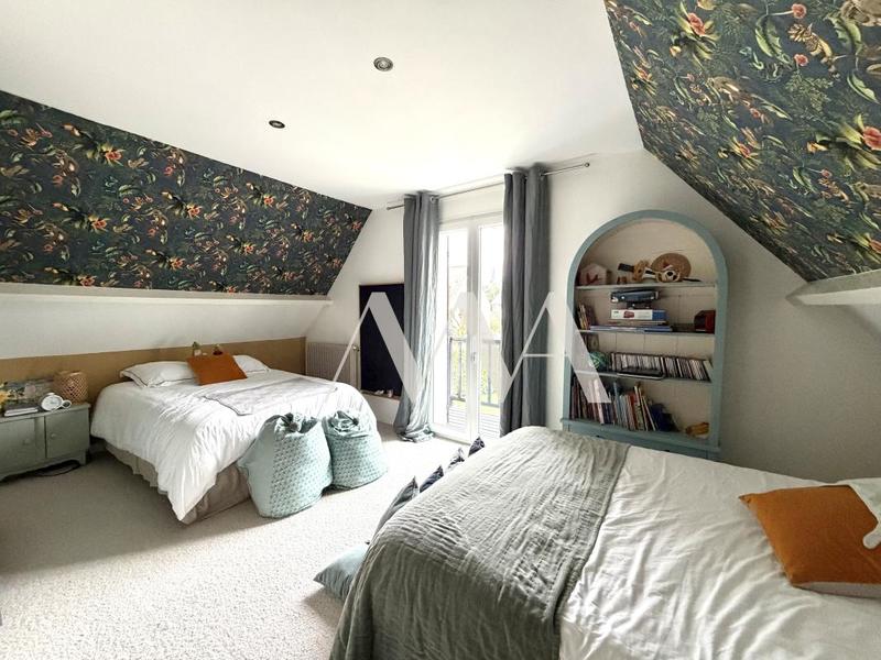 Maison - 162 m² - 6 pièces