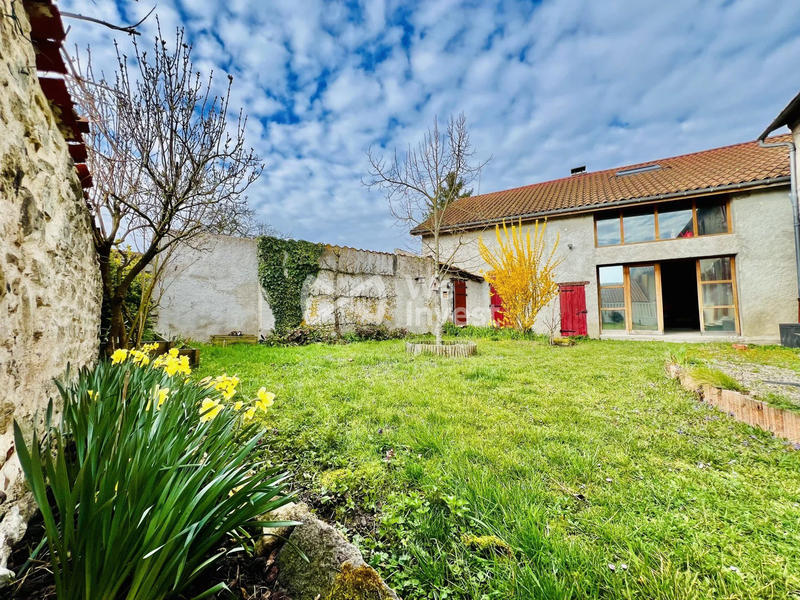 Maison - 262 m² - 14 pièces