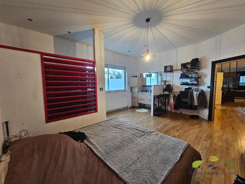 Maison - 180 m² - 7 pièces