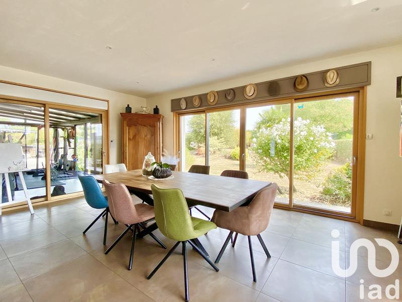 Maison - 195 m² - 7 pièces